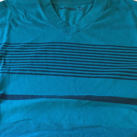 Foot locker green T-shirt - Picture 3 of 3